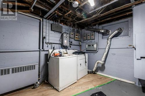 196 Ross Street E, Welland, ON - Indoor Photo Showing Laundry Room