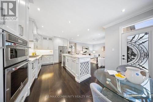 117 Sleepy Hollow Place, Whitby, ON - Indoor Photo Showing Kitchen With Stainless Steel Kitchen