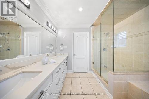 117 Sleepy Hollow Place, Whitby, ON - Indoor Photo Showing Bathroom