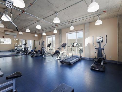 Exercise room - 714-1235 Rue Bishop, Montréal (Ville-Marie), QC - Indoor Photo Showing Gym Room