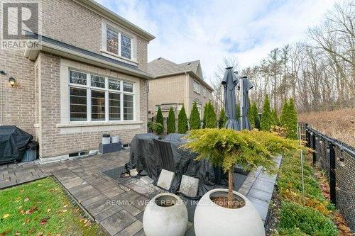 6 Forest Grove Court, Aurora, ON - Outdoor