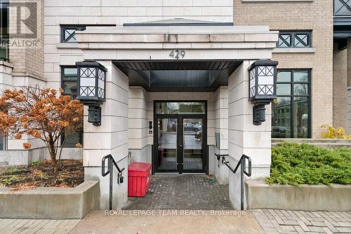 326 - 429 Kent Street, Ottawa, ON - Outdoor