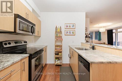 326 - 429 Kent Street, Ottawa, ON - Indoor Photo Showing Kitchen With Stainless Steel Kitchen