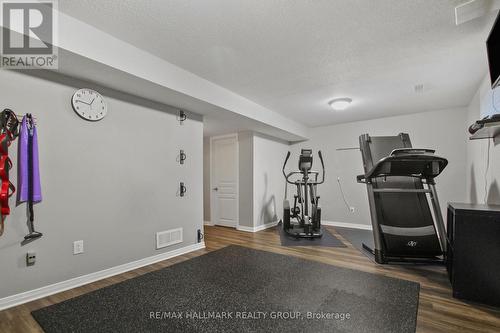 504 Fordell Avenue, Ottawa, ON - Indoor Photo Showing Other Room