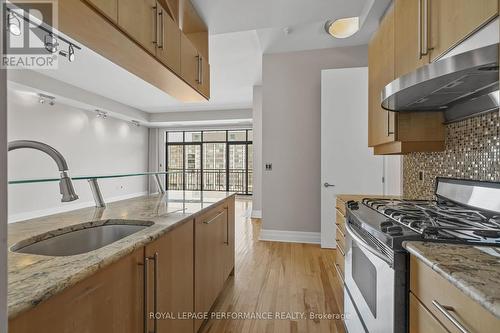 602 - 260 Besserer Street, Ottawa, ON - Indoor Photo Showing Kitchen