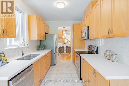 171 Highbury Park Drive, Ottawa, ON - Indoor Photo Showing Kitchen With Double Sink