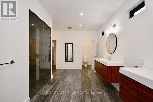 57 Glenhuron Drive, Springwater, ON - Indoor Photo Showing Bathroom