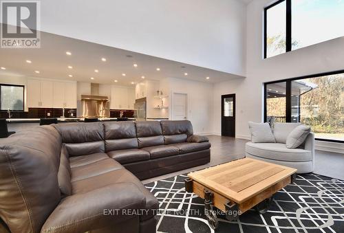 57 Glenhuron Drive, Springwater, ON - Indoor Photo Showing Living Room