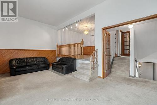 36 John Cabot Way, Toronto, ON - Indoor Photo Showing Other Room