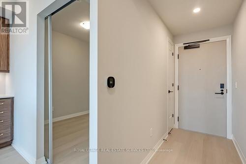 307 - 1415 Dundas Street E, Oakville, ON - Indoor Photo Showing Other Room