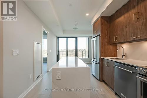 307 - 1415 Dundas Street E, Oakville, ON - Indoor Photo Showing Kitchen With Stainless Steel Kitchen