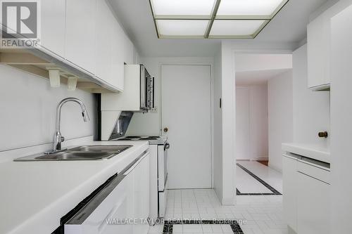 1612 - 2045 Lake Shore Boulevard W, Toronto, ON - Indoor Photo Showing Kitchen With Double Sink