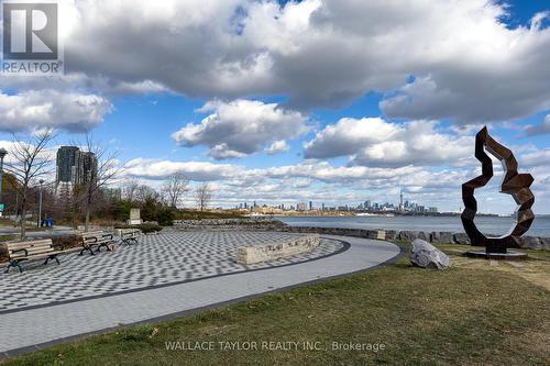 1612 - 2045 Lake Shore Boulevard W, Toronto, ON - Outdoor With View