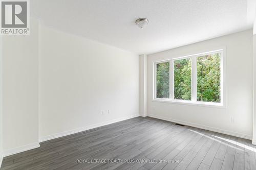 1430 Rose Way, Milton, ON - Indoor Photo Showing Other Room