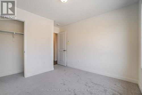 1430 Rose Way, Milton, ON - Indoor Photo Showing Other Room