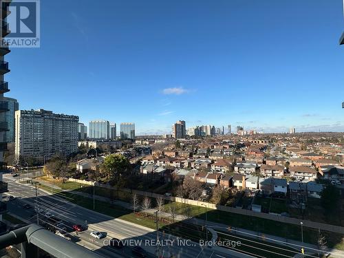 1003 - 204 Burnhamthorpe Road E, Mississauga, ON - Outdoor With View