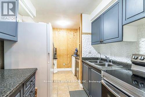 124 - 2095 Roche Court, Mississauga, ON - Indoor Photo Showing Kitchen With Double Sink With Upgraded Kitchen