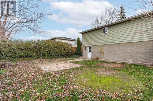 1480 Clinton Court, Burlington, ON - Outdoor