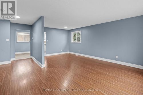 1480 Clinton Court, Burlington, ON - Indoor Photo Showing Other Room