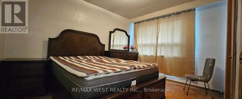 18 Richgrove Drive, Toronto, ON - Indoor Photo Showing Bedroom