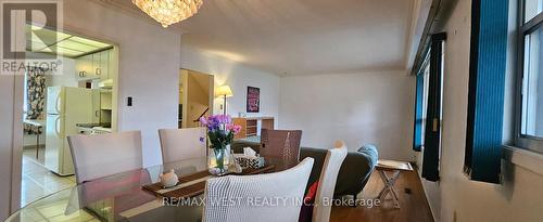 18 Richgrove Drive, Toronto, ON - Indoor Photo Showing Dining Room