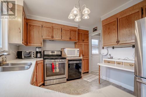 1404 Boyd Street, Cornwall, ON - Indoor Photo Showing Kitchen With Double Sink