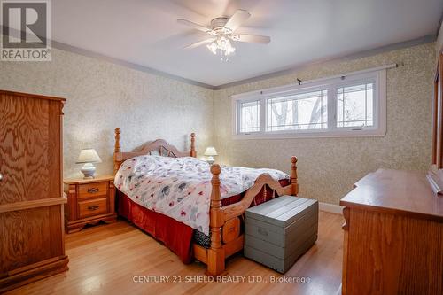 1404 Boyd Street, Cornwall, ON - Indoor Photo Showing Bedroom