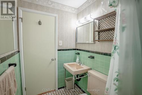 1404 Boyd Street, Cornwall, ON - Indoor Photo Showing Bathroom