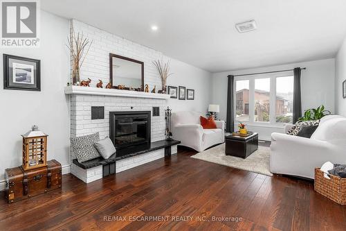 87 Monte Drive, Hamilton, ON - Indoor Photo Showing Living Room With Fireplace