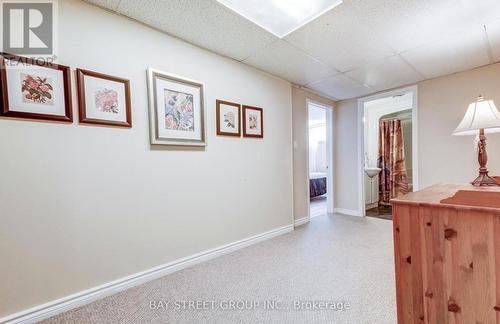 29 Confederation Drive, Niagara-On-The-Lake, ON - Indoor Photo Showing Other Room