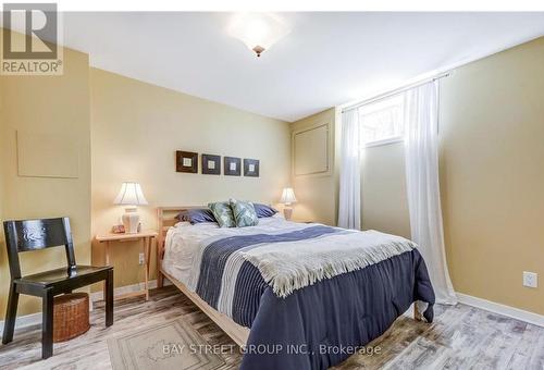 29 Confederation Drive, Niagara-On-The-Lake, ON - Indoor Photo Showing Bedroom