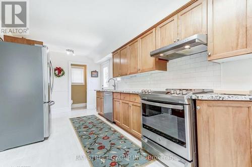 29 Confederation Drive, Niagara-On-The-Lake, ON - Indoor Photo Showing Kitchen