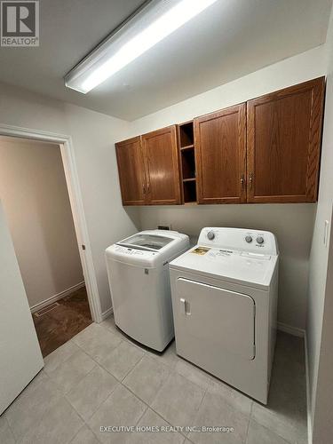 47 Erindale Drive, Erin, ON - Indoor Photo Showing Laundry Room