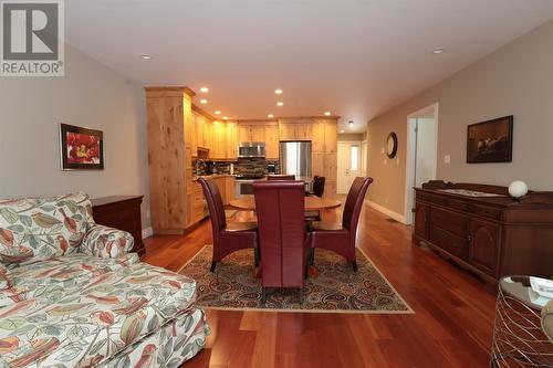 87 Village Ct, Sault Ste Marie, ON - Indoor