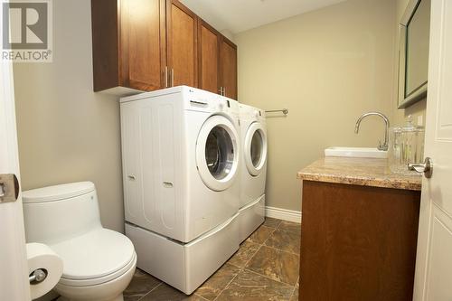 87 Village Ct, Sault Ste Marie, ON - Indoor Photo Showing Laundry Room