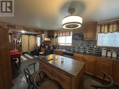 51 Victoria St, Sault Ste. Marie, ON - Indoor Photo Showing Kitchen