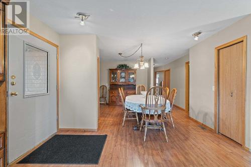 106 Crescent Drive, Enderby, BC - Indoor Photo Showing Dining Room