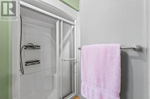 106 Crescent Drive, Enderby, BC - Indoor Photo Showing Bathroom