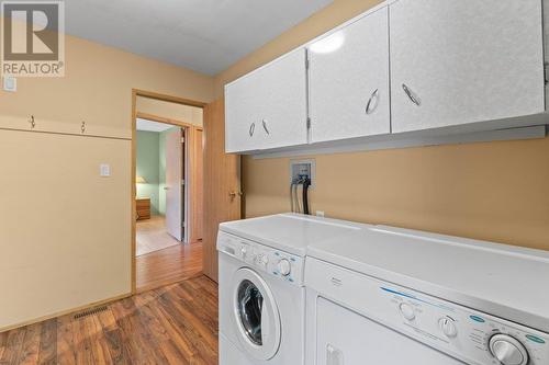 106 Crescent Drive, Enderby, BC - Indoor Photo Showing Laundry Room