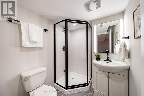 141 Speyside Drive, Oakville (1001 - Br Bronte), ON - Indoor Photo Showing Bathroom