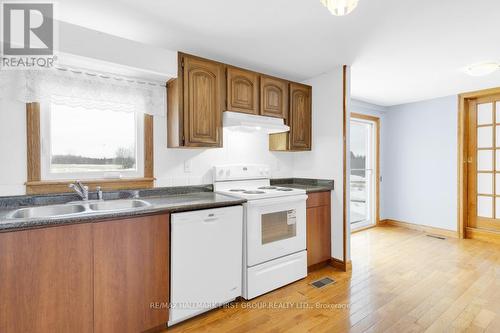 1304 Hunt Club Road, Madoc, ON - Indoor Photo Showing Kitchen With Double Sink