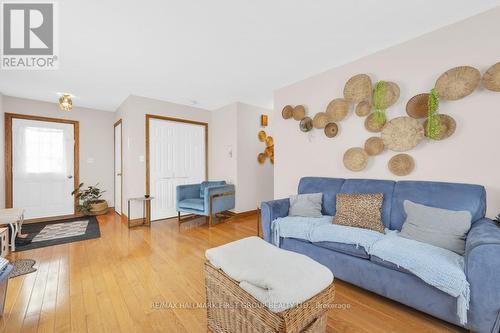 1304 Hunt Club Road, Madoc, ON - Indoor Photo Showing Living Room