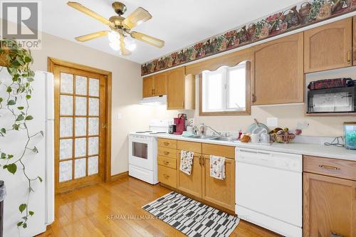 1304 Hunt Club Road, Madoc, ON - Indoor Photo Showing Kitchen With Double Sink