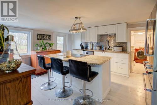 383 Main Street, Loyalist (Bath), ON - Indoor Photo Showing Kitchen With Upgraded Kitchen