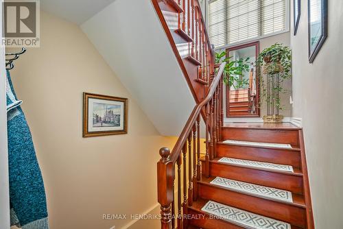 28 Elderberry Avenue, Grimsby (541 - Grimsby West), ON - Indoor Photo Showing Other Room