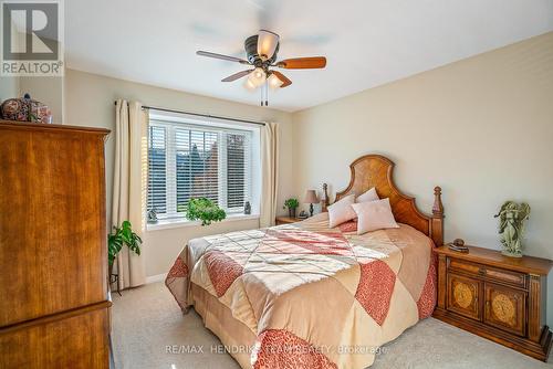 28 Elderberry Avenue, Grimsby (541 - Grimsby West), ON - Indoor Photo Showing Bedroom