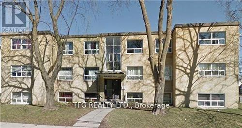 8 - 276 Saguenay Avenue, Oshawa (Mclaughlin), ON - Outdoor