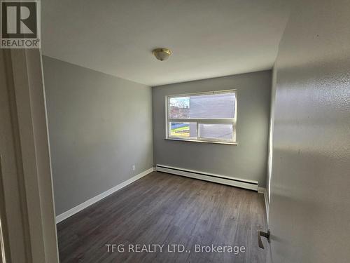 8 - 276 Saguenay Avenue, Oshawa (Mclaughlin), ON - Indoor Photo Showing Other Room