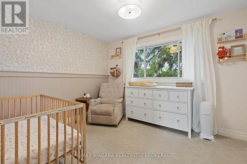 10 South Crescent, Port Colborne (878 - Sugarloaf), ON - Indoor Photo Showing Bedroom