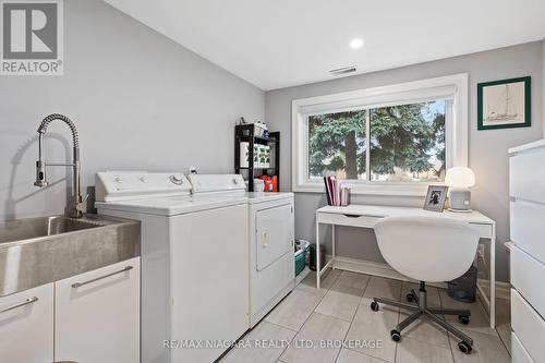 10 South Crescent, Port Colborne (878 - Sugarloaf), ON - Indoor Photo Showing Laundry Room